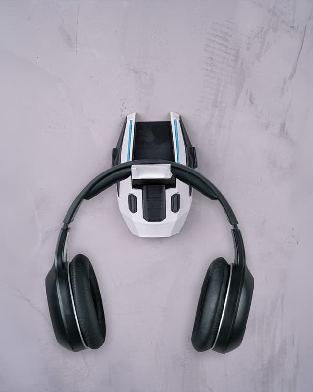 Comms Frame - Headphone Holder - Image 2