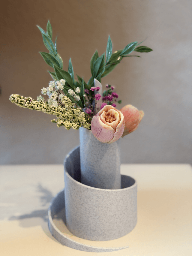 17cm Spiral Scroll Vase - Image 2